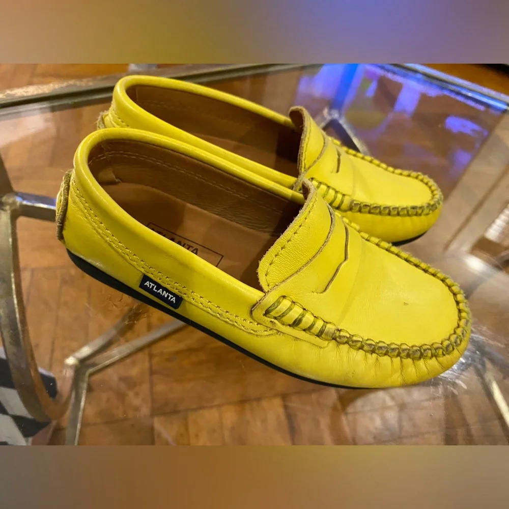 Great condition unisex yellow moccasin hand made made in Portugal
